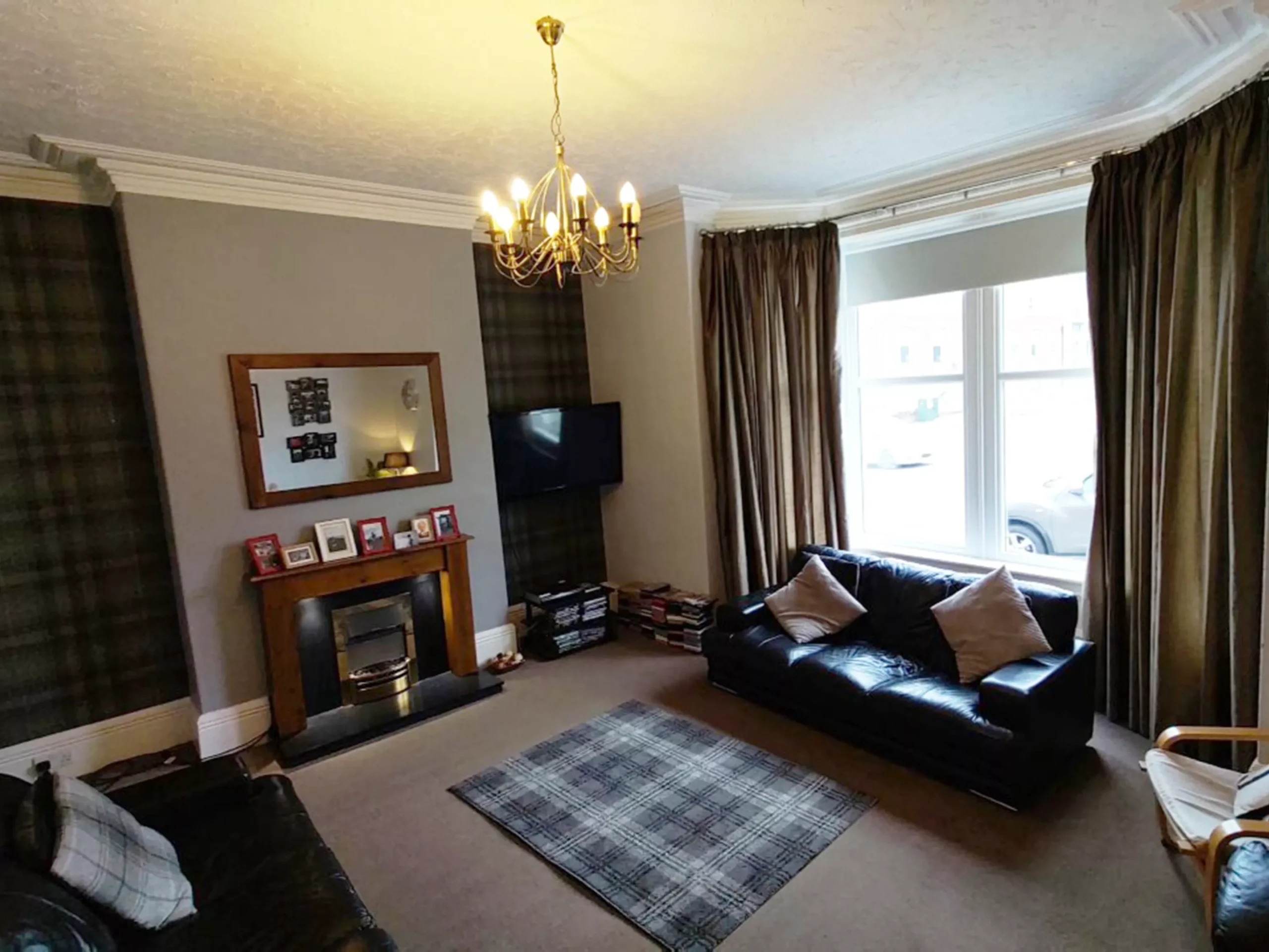 Sofa and TV layout in Kenilworth House