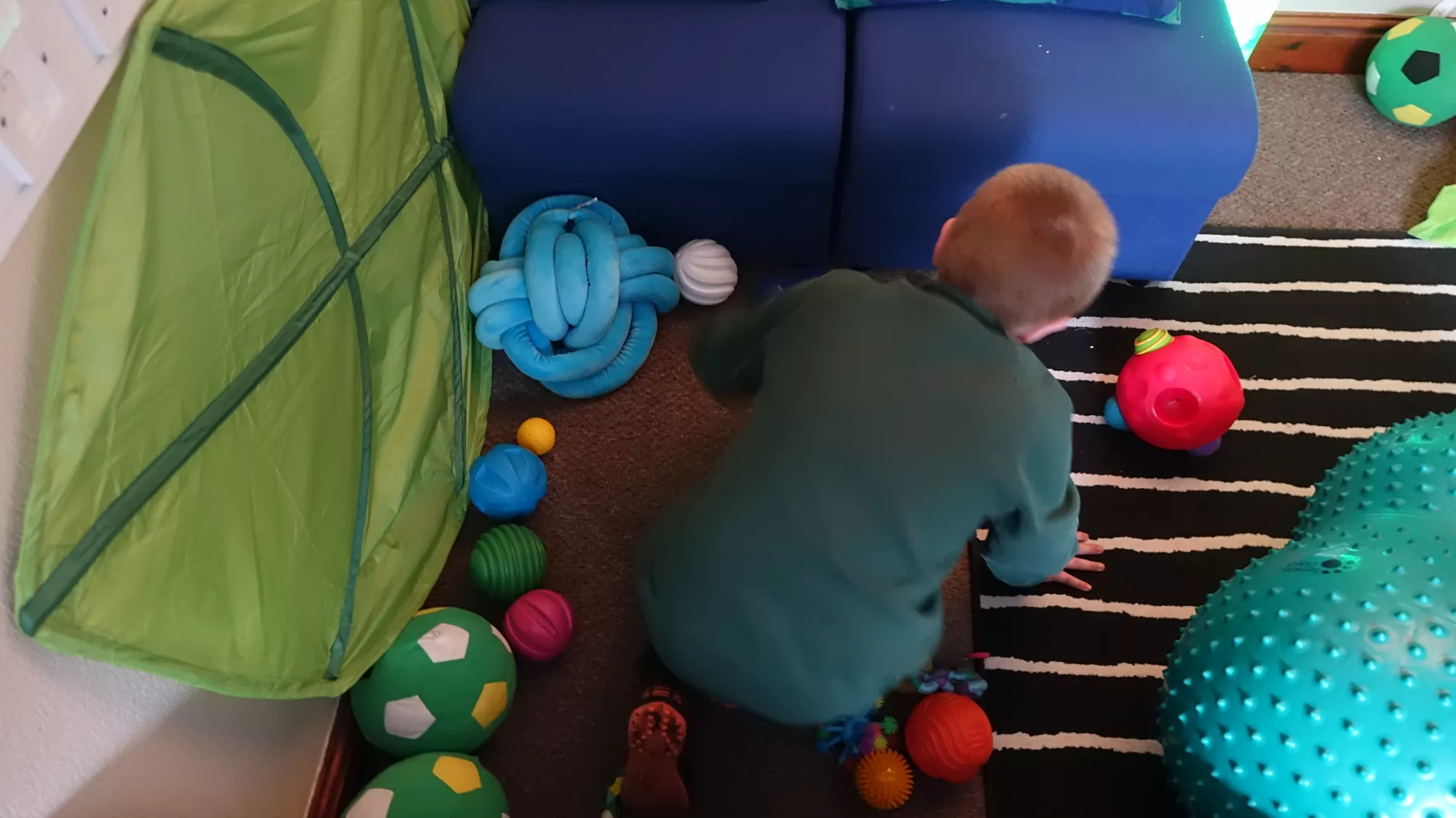 Kirby Moor school pupil playing with sensory toys